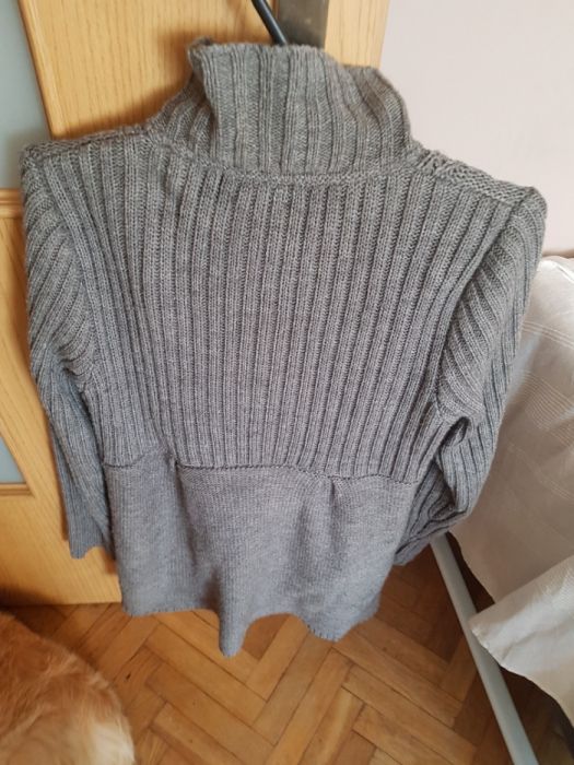 Sweter