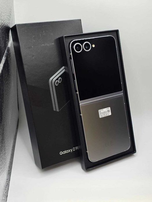 Samsung Z Flip 6 12/256/512