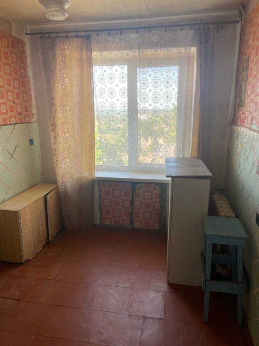 Продаж трикімнатної квартири в центрі по вул. Пушкіна