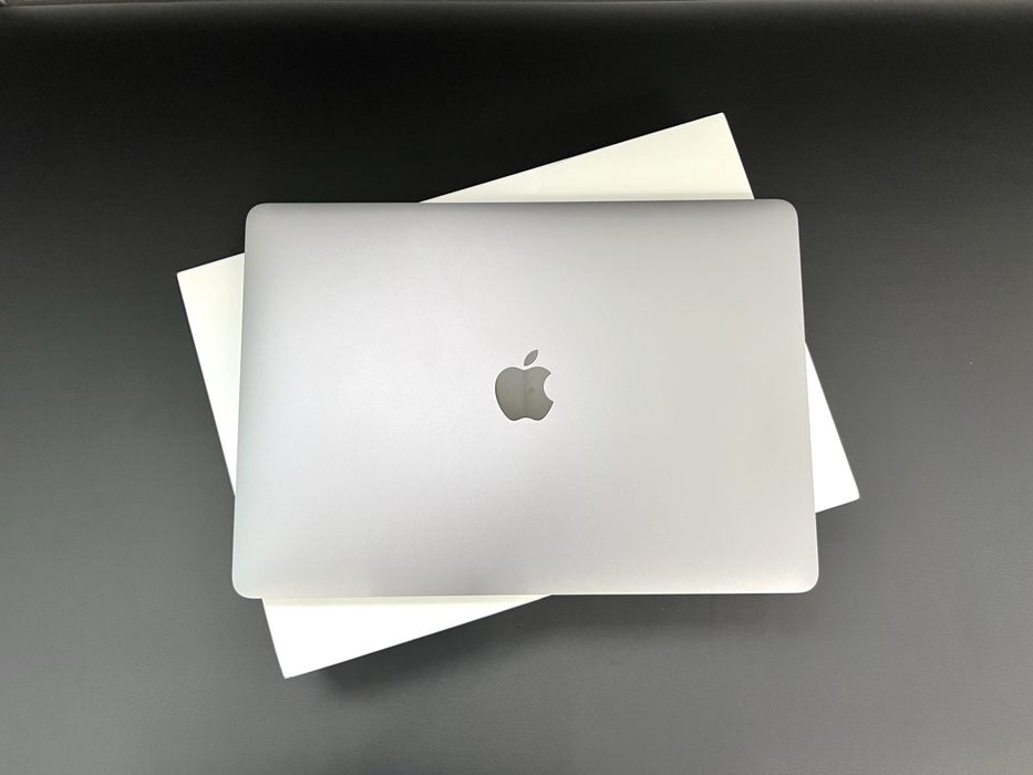 Open Box MacBook Air 13-inch 2020 i3/8/256