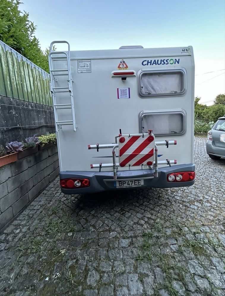 Chausson Flash S3 | 6 lugares | 3500kg | | Painel solar