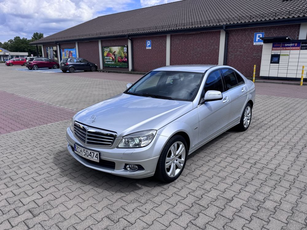 Mercedes C 200 Kompressor / Bi-Xenon / Navi / Automat / 184 KM / PL