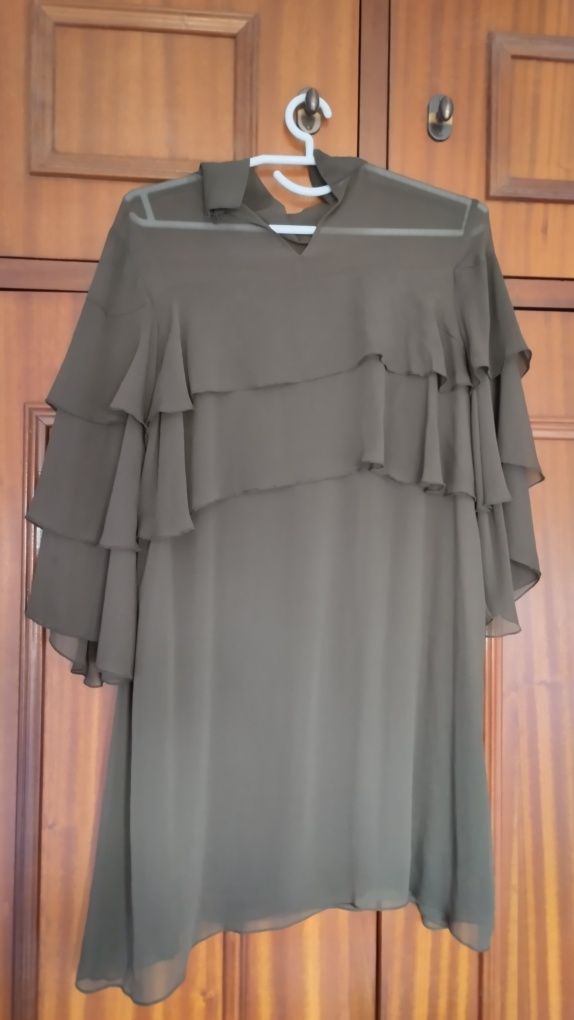 Vestido verde seco Zara L