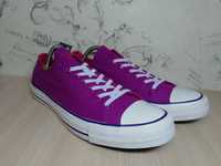 - Converse Chuck Taylor All Star