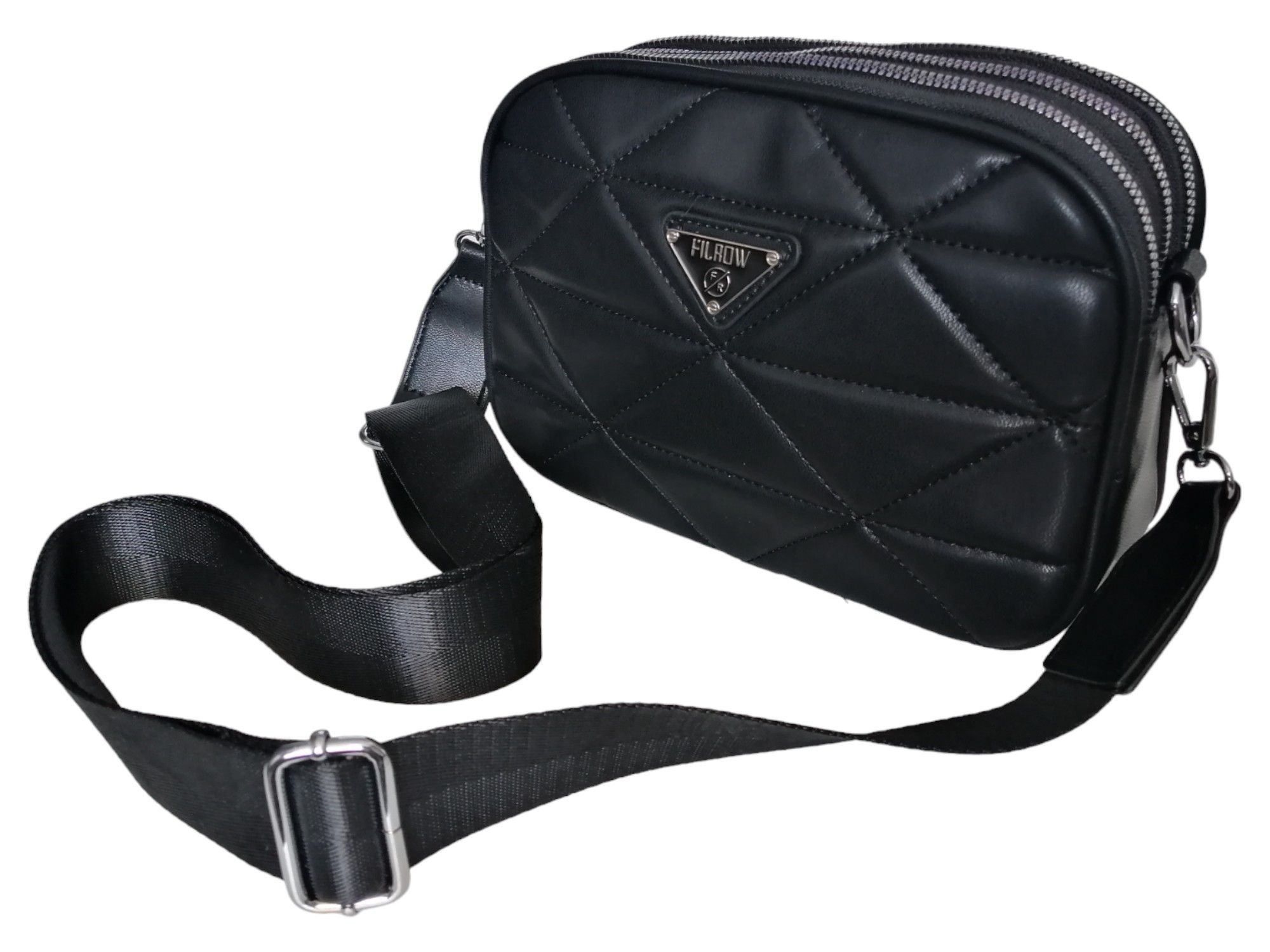Klasyczny czarny pikowany kuferek damski - Czarna torebka damska