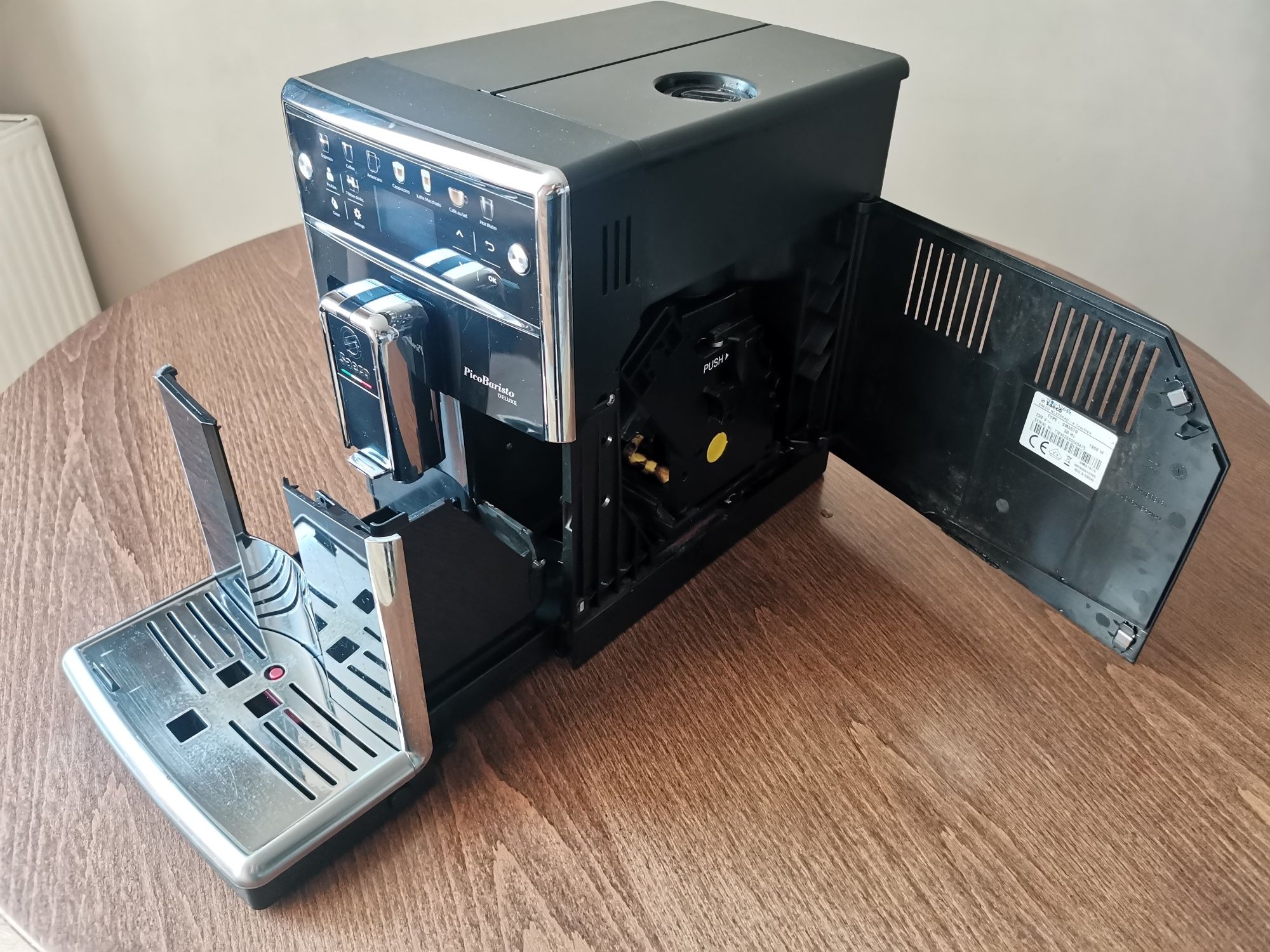 Кавомашина SAECO PicoBaristo Deluxe SM5570/10  Кофемашина Кофеварка