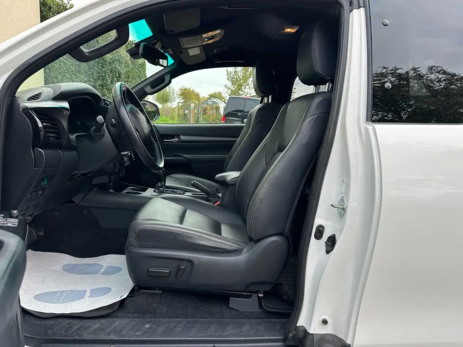 Toyota Hilux      2022