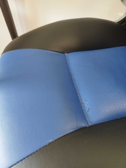 Cadeira Gaming Azul Staples