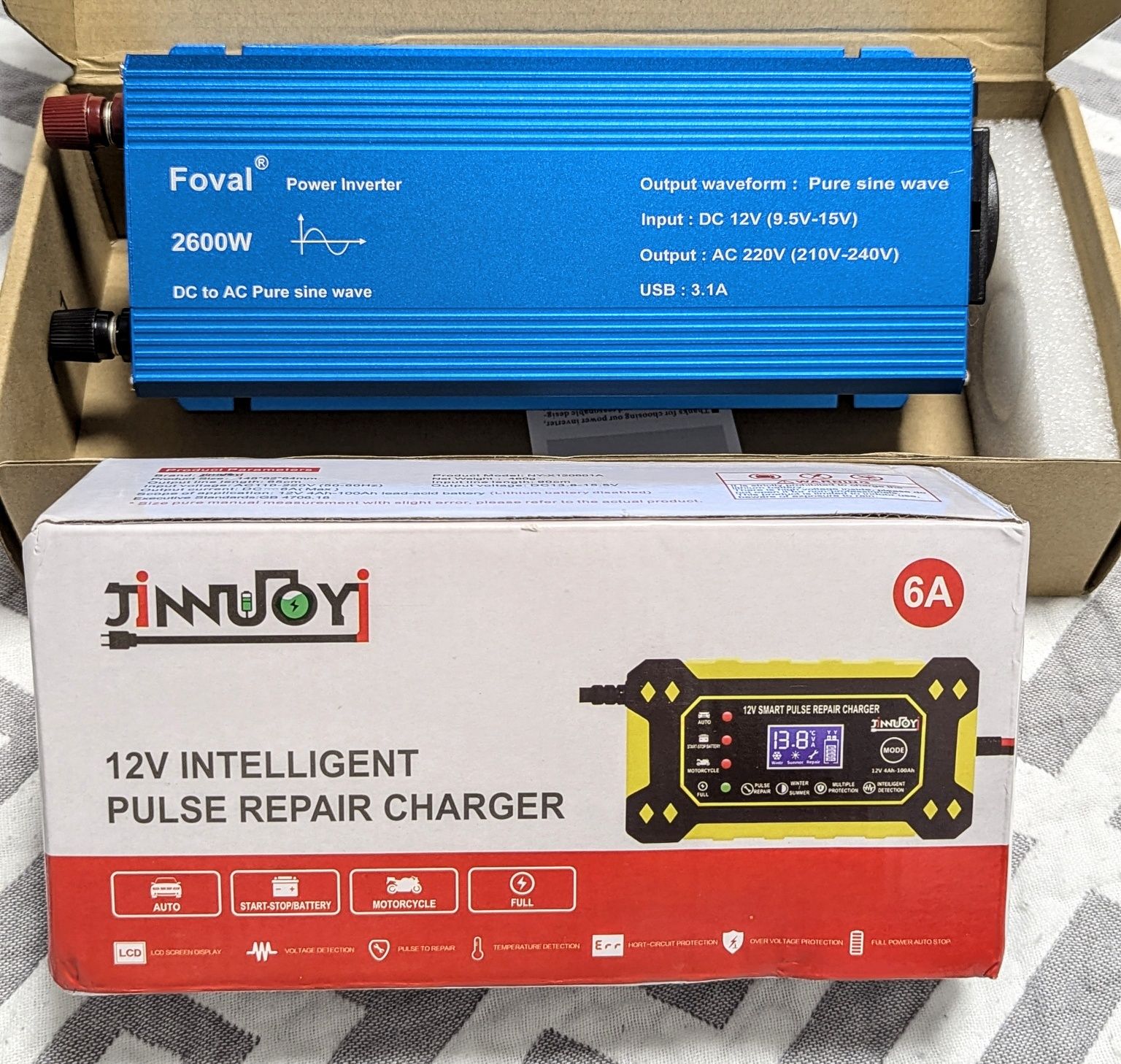 Набор Инвертор Foval 2600w, чистый синус + зарядное Преобразователь 12