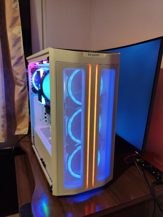 bardzo piękny i wydajny komputer