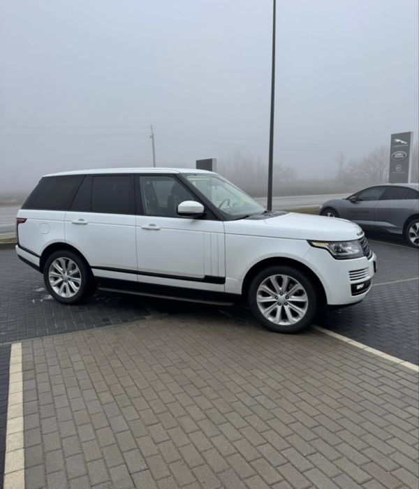 Продам lend Rover Vogue 2015год офицеал