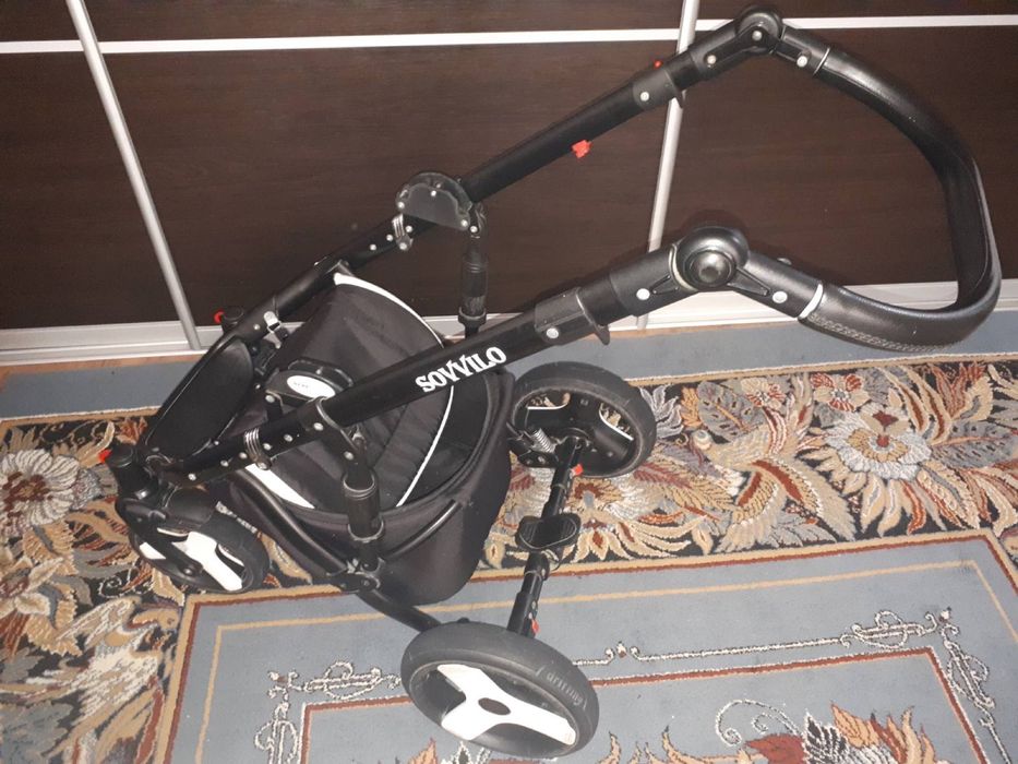 Дитяча коляска