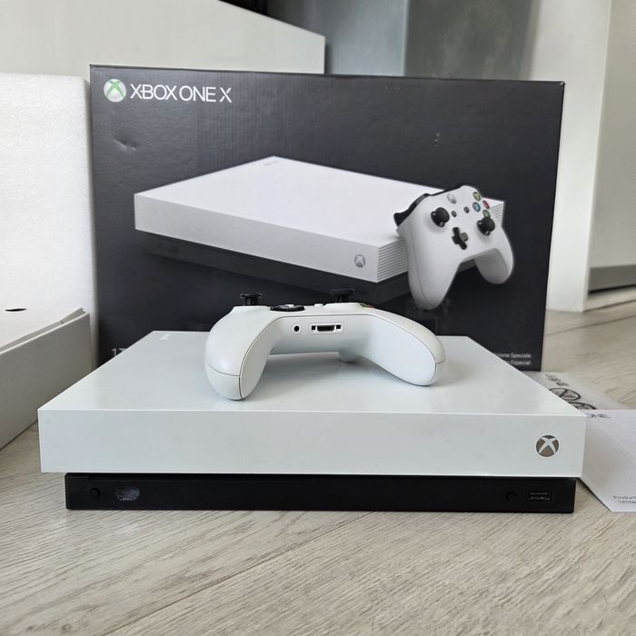 XBOX ONE X GWARANCJA Pełny zestaw box konsola Wrocław Microsoft biała