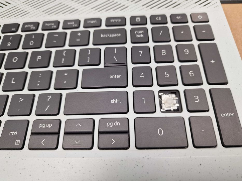 DELL G15 5525/ R5 6600H/ 16GB DDR5/ 512GB/ RTX3050 4GB/ czytaj uważnie