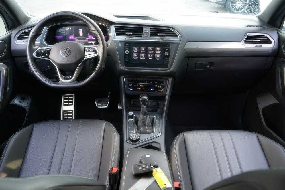 Volkswagen Tiguan SE R-Line Black 4Motion      2022