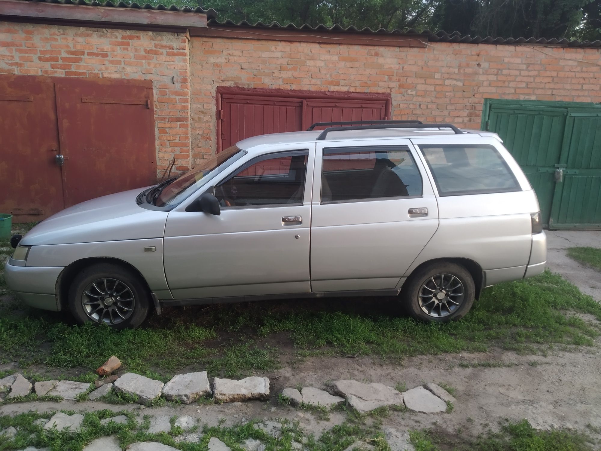 Продам ВАЗ 2111.