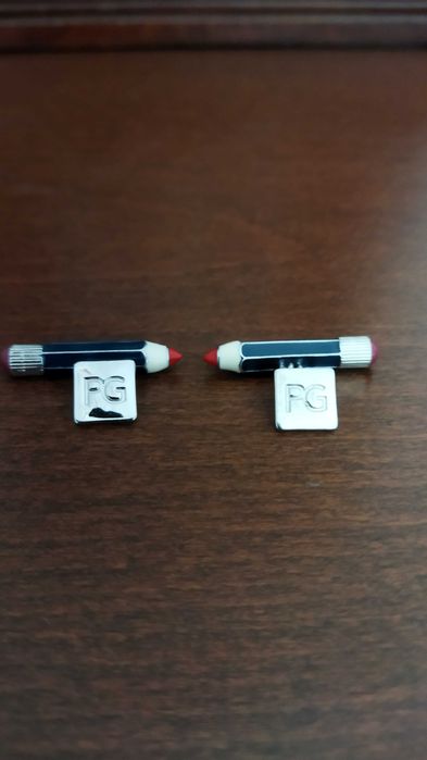 Botões de Punho  -  Purificacion Garcia