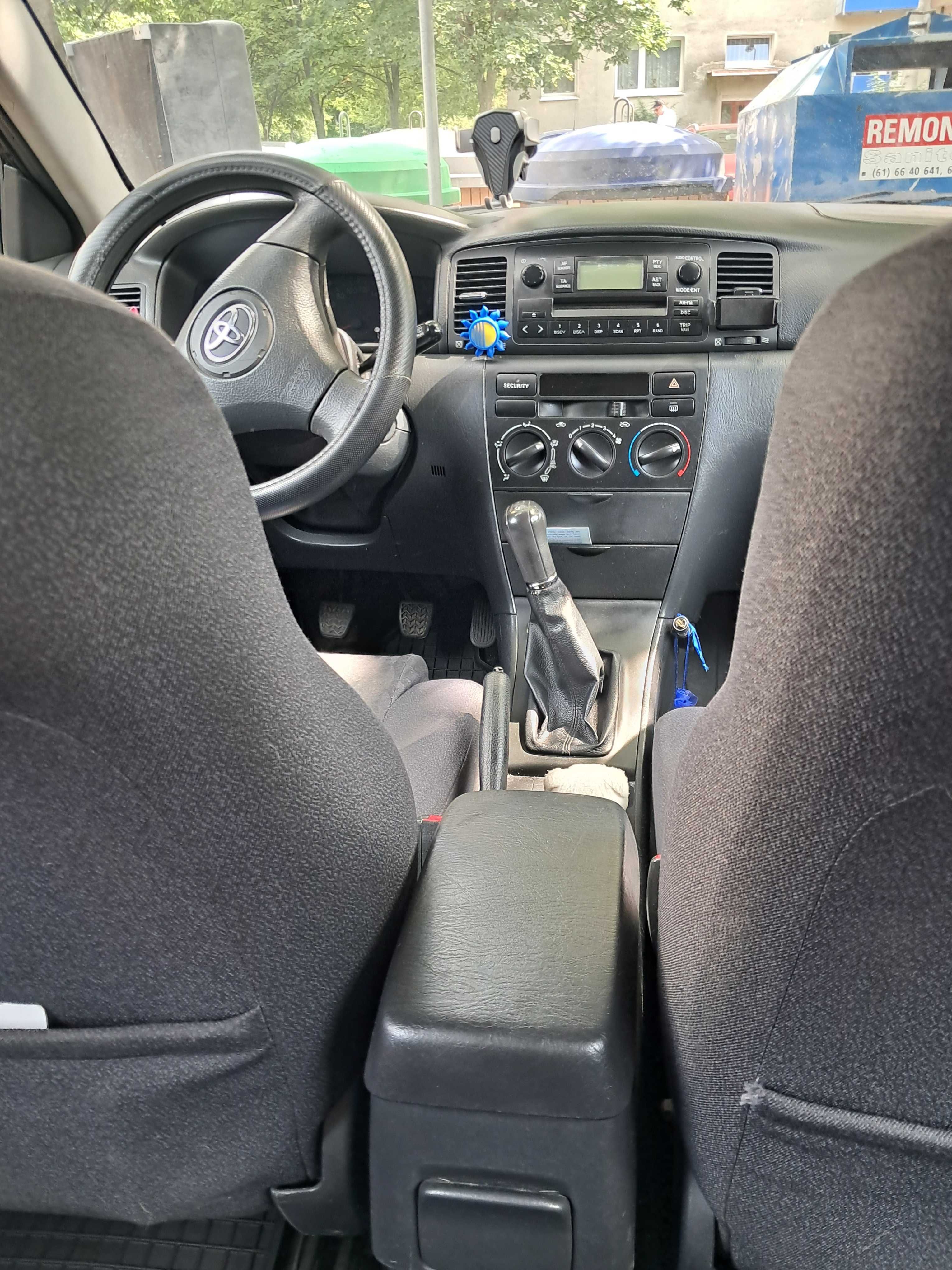 toyota corolla 1.4 stan bdb