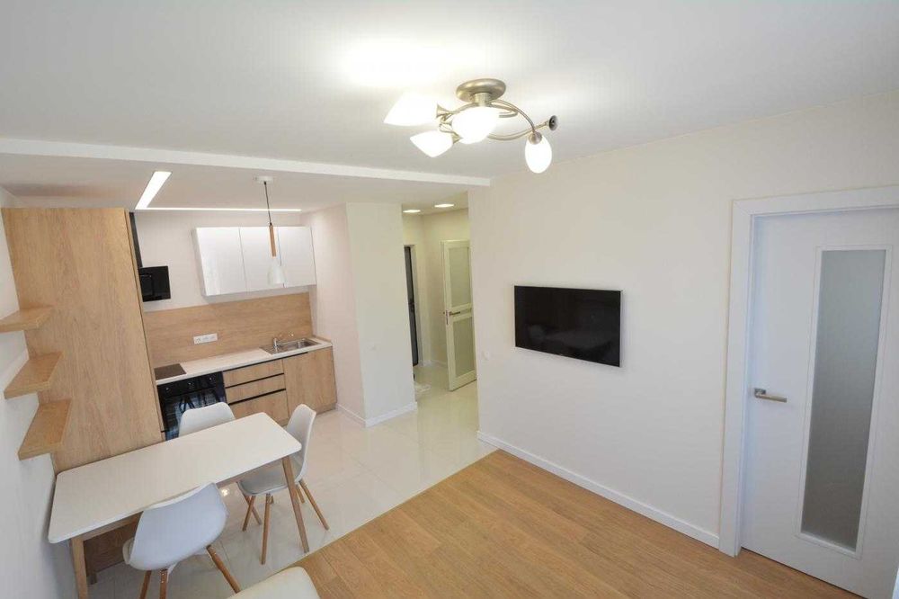 2 кім, Бориса Гмирі 12Б, 40 м2 , 25/25  эт