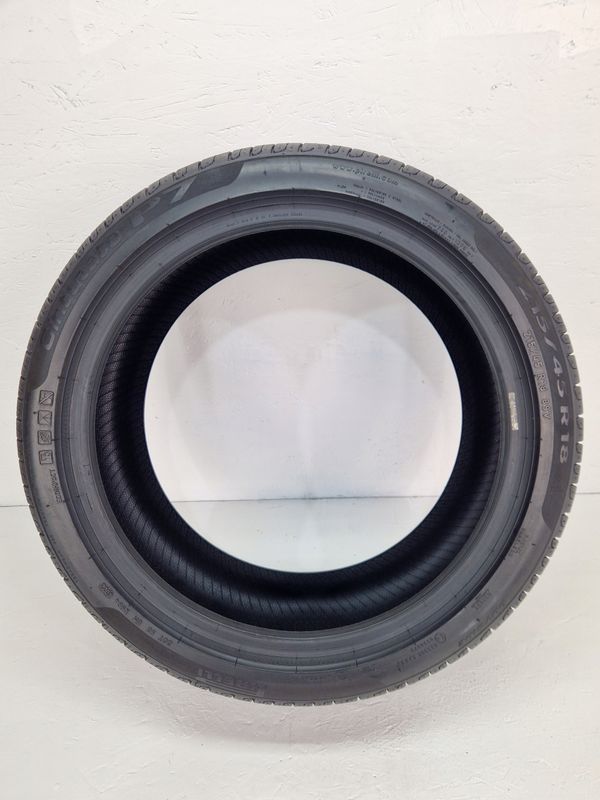 Opona Pirelli Cinturato P7/215/45r18/89v