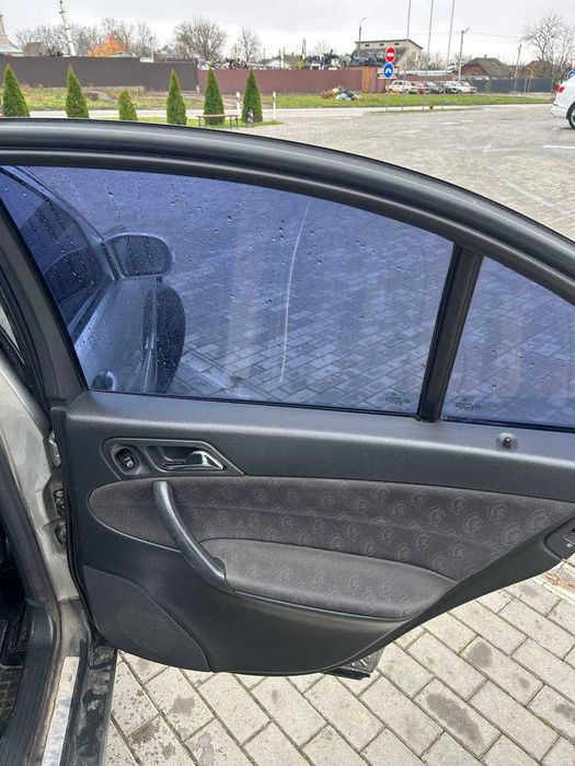 Mercedes-Benz C-Class 2002