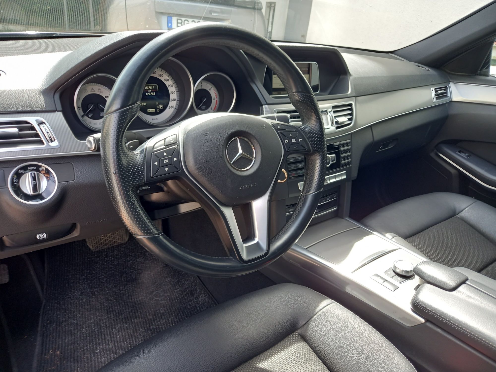 Mercedes Benz E300 CDI BLUETEC HYBRID AVANTGARDE