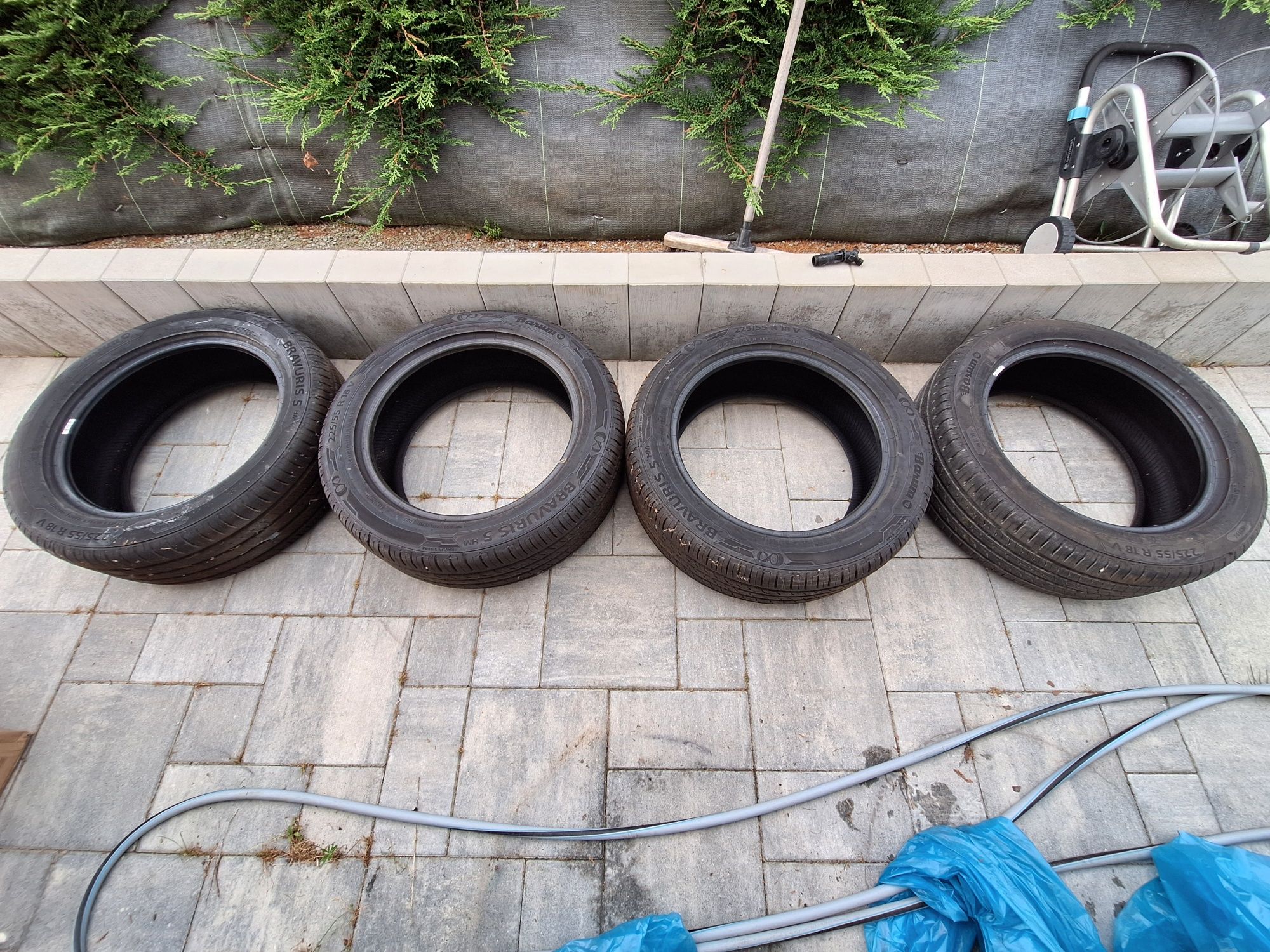 Opony letnie Barum Bravuris 5 HM 225/55 R18 V