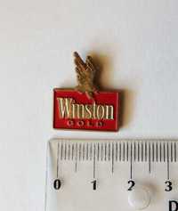 Logo producenta papierosów Winston pin