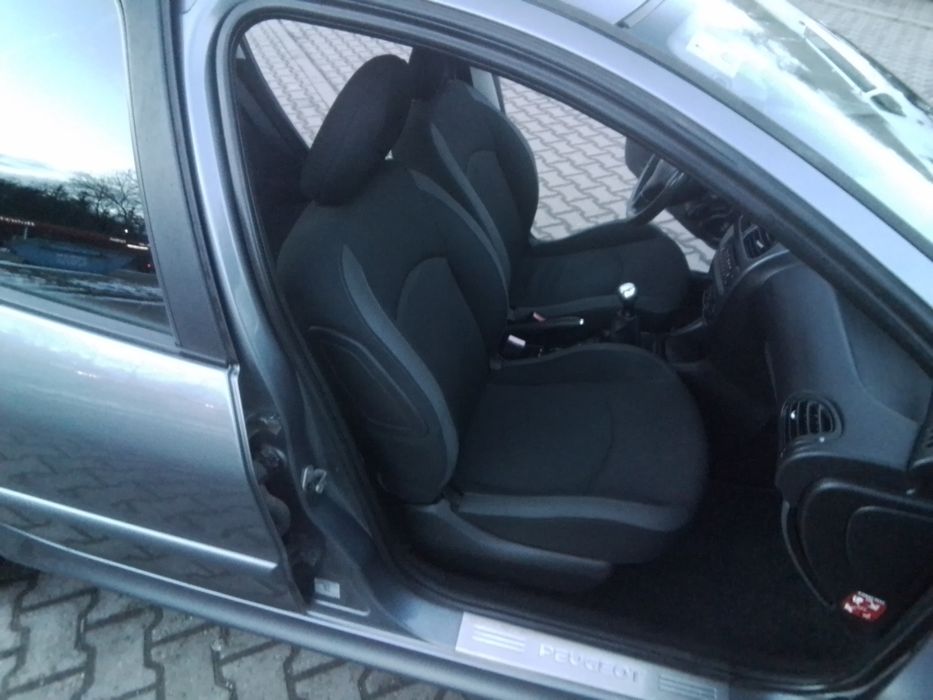 Peugeot 206 1,4 I wersja JBL,5 drzwiowy.
