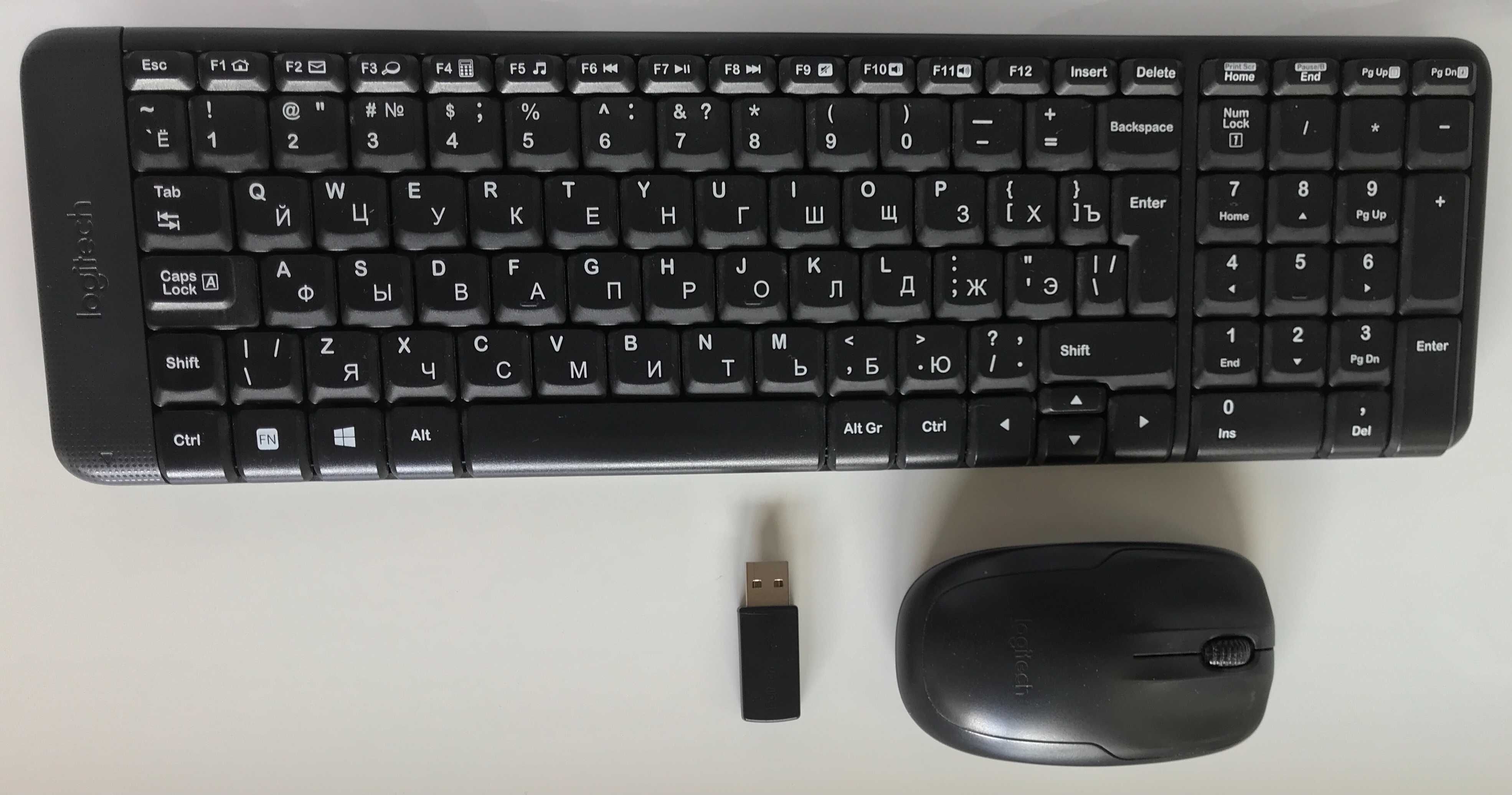 Logitech MK220 (клавиатура и мышь)