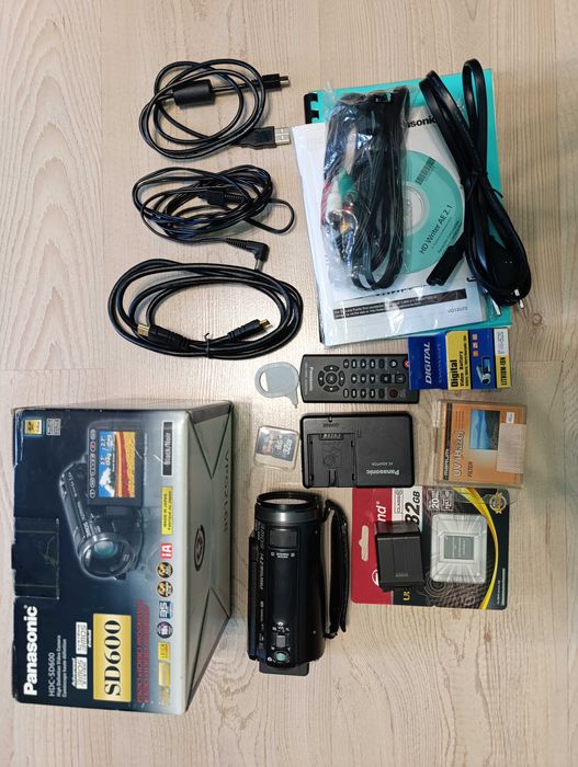 Видеокамера Panasonic HDC600P-K