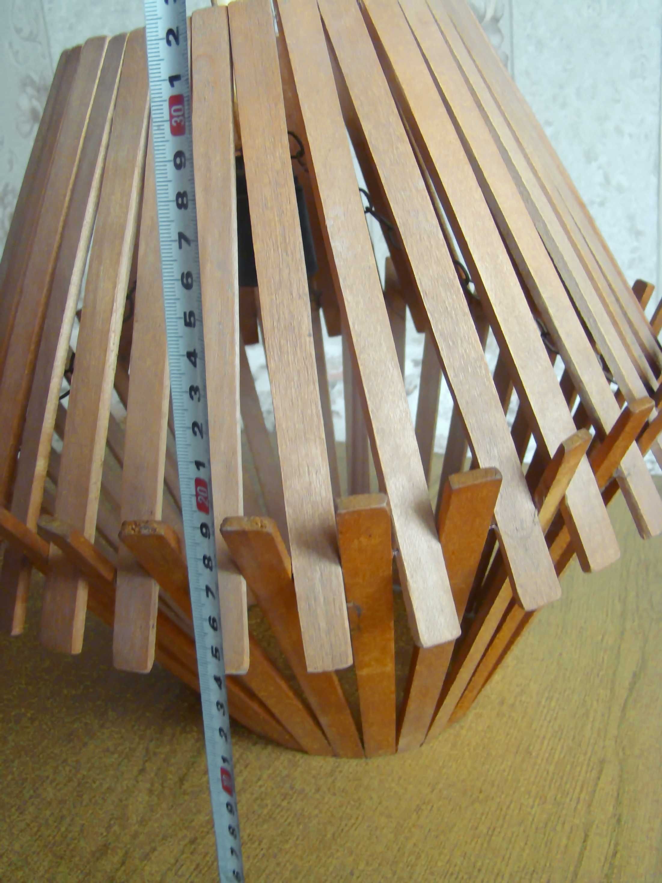 Светильник потолочный деревянный (люстра)