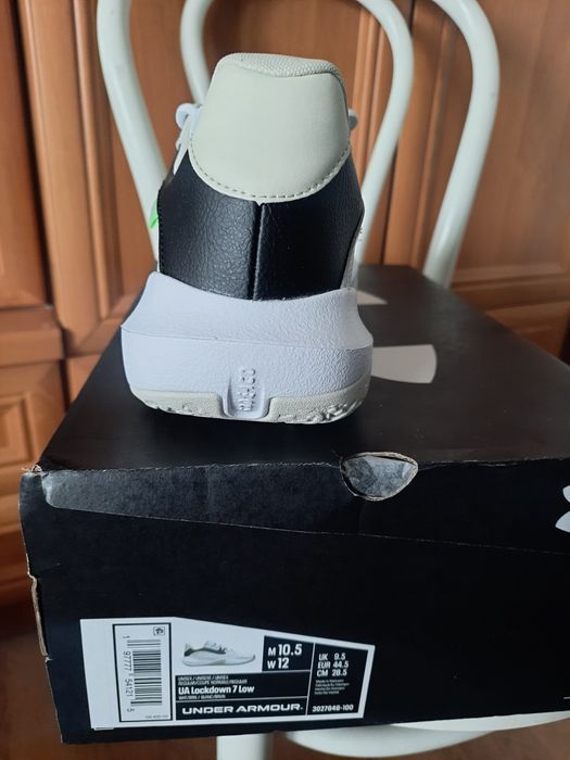 Nowe buty męskie Under Armour rozmiar 44,5