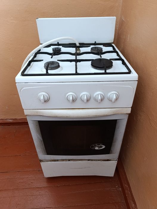 Продам газову плиту