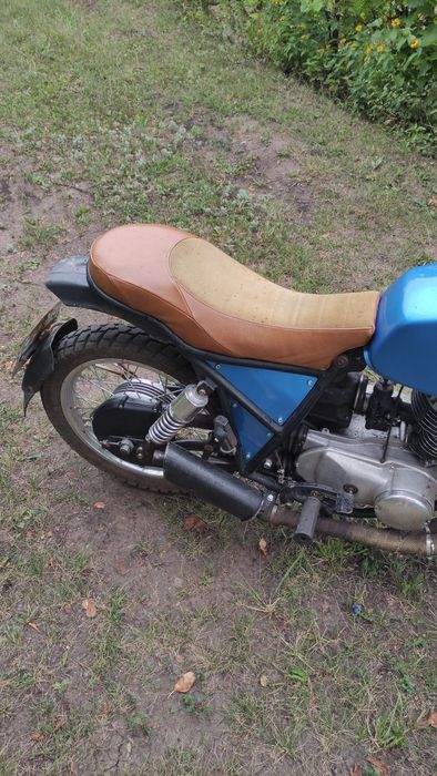 Продам мотоцикл  Иж -планета 4