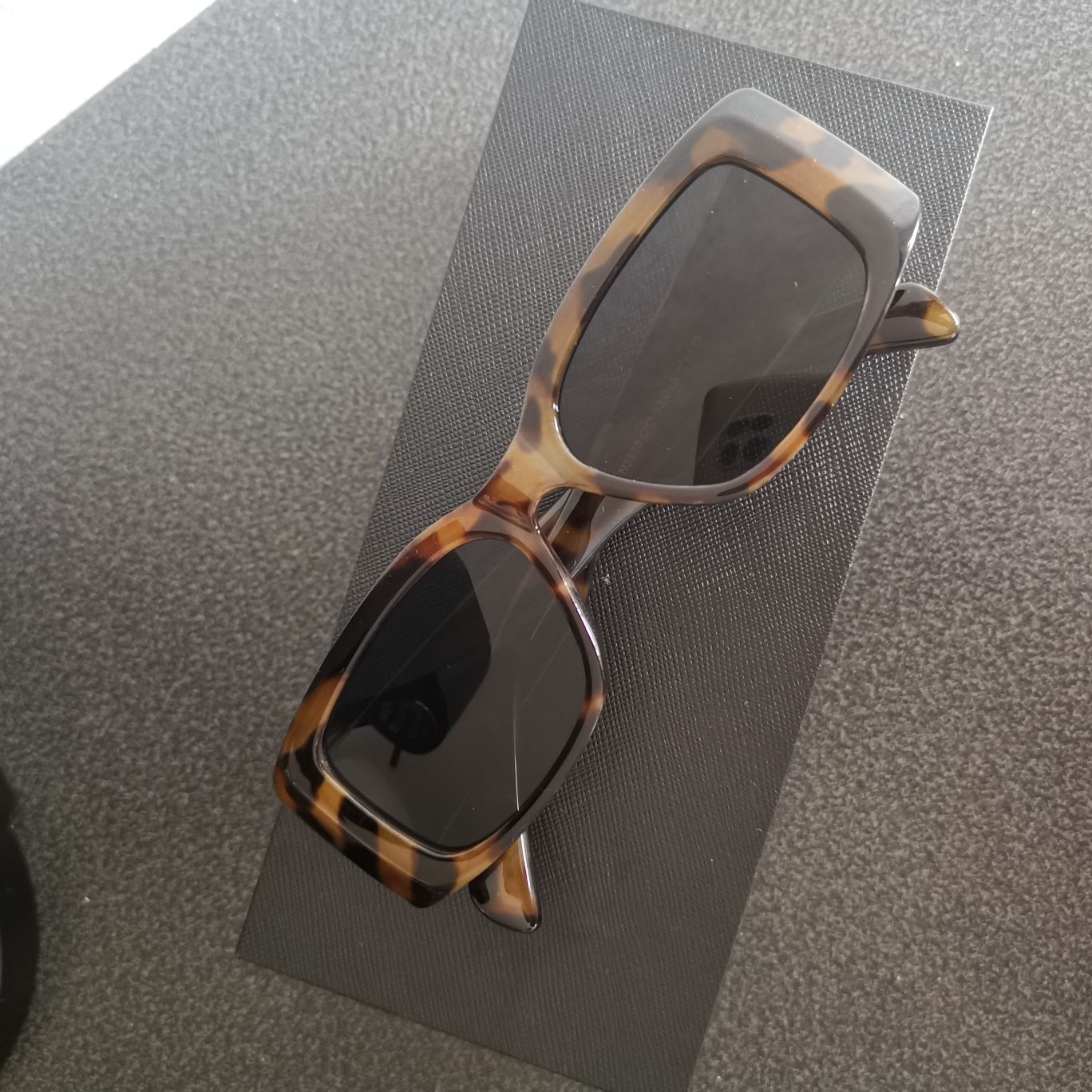 Celine okulary przeciwsłoneczne damskie panterka