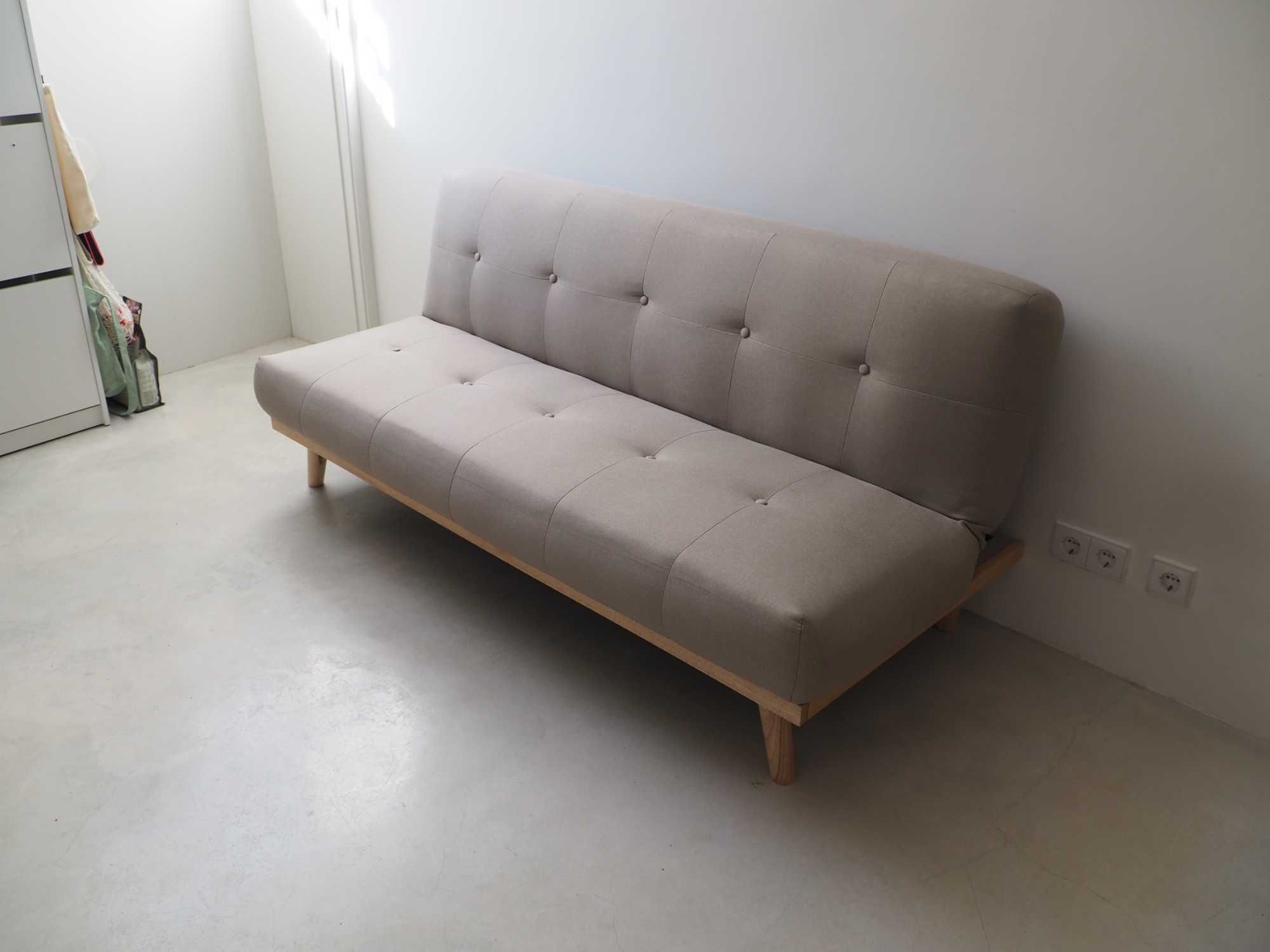 Sofa-cama Sklum como novo