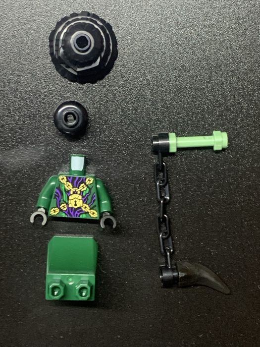 Продам оригінальні фігурки Lego Ninjago