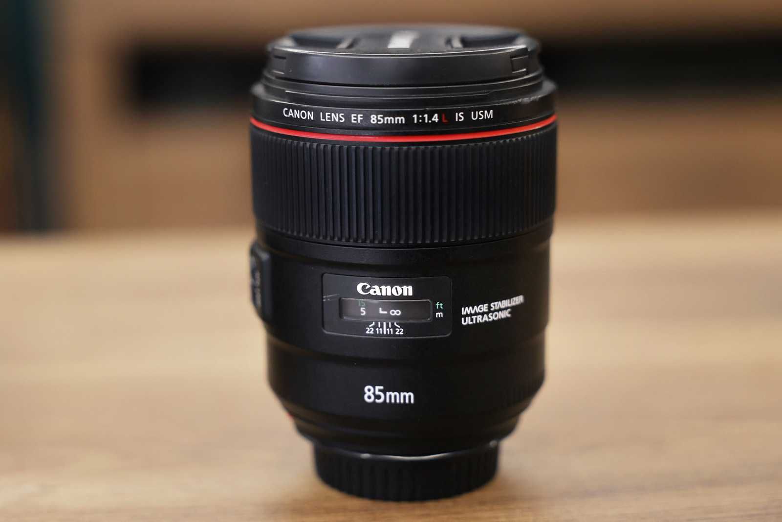 Obiektyw Canon EF 85 mm 1,4 L IS