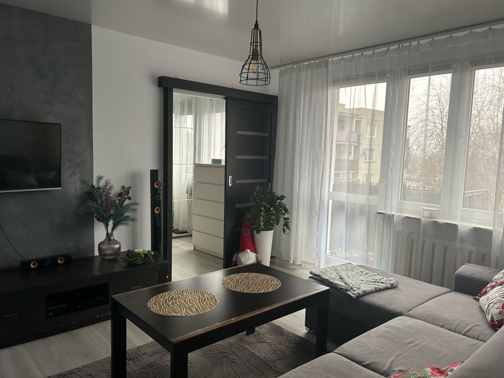 Sprzedam mieszkanie 4 pokoje 65m2 ul.Prosta 1A