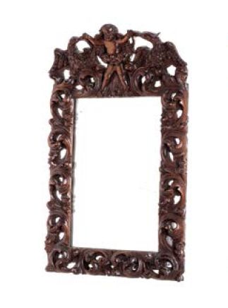 Espelho com moldura em madeira