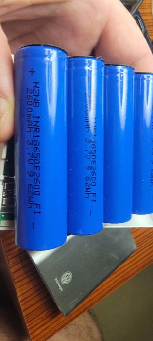 Повербанк volkswagen 12000mah реальні