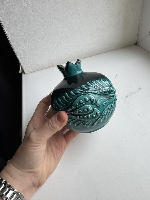 Декоративна ваза гранат кераміка