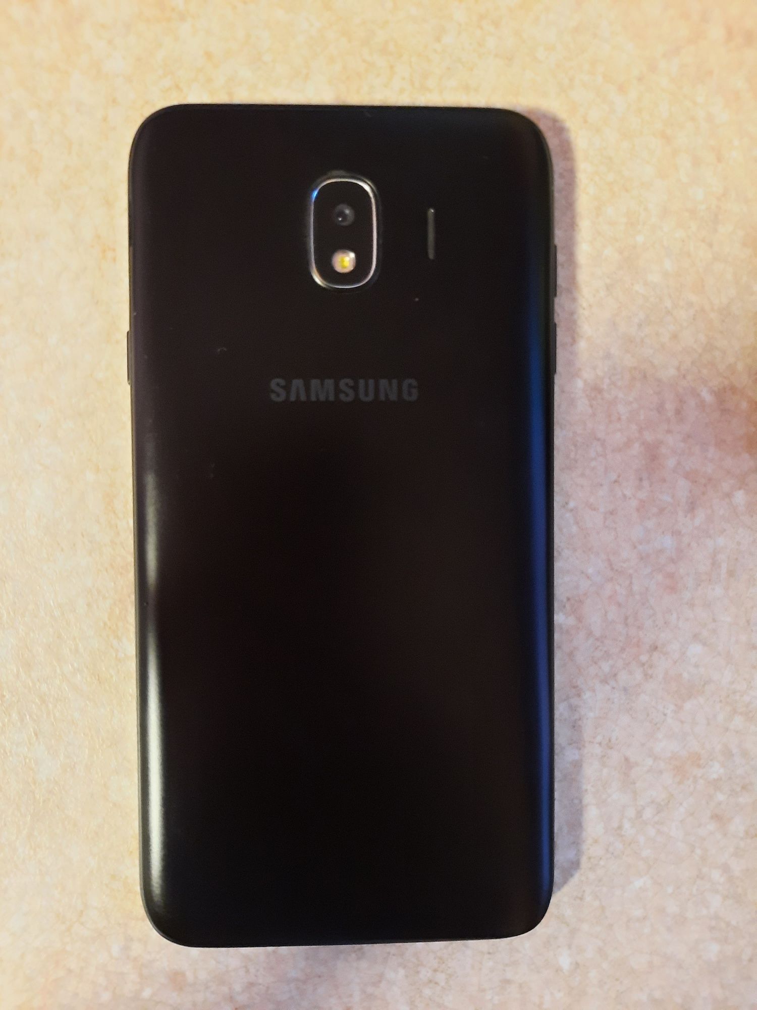 Продам Samsung galaxy J4