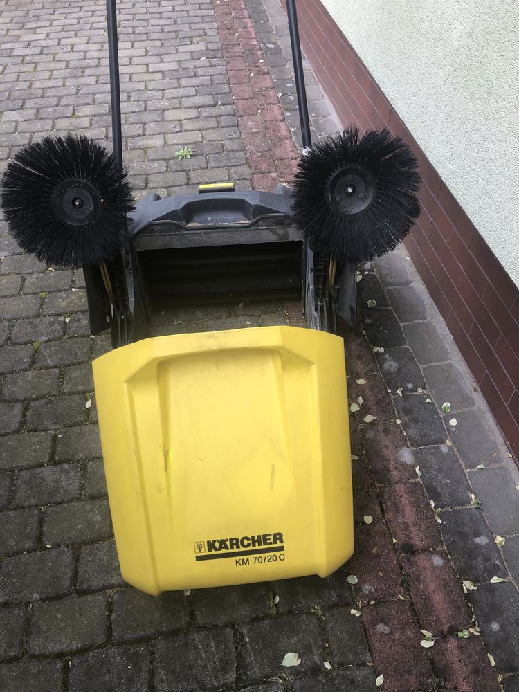 Karcher profesjonalna zamiatarka KM 70/20 C