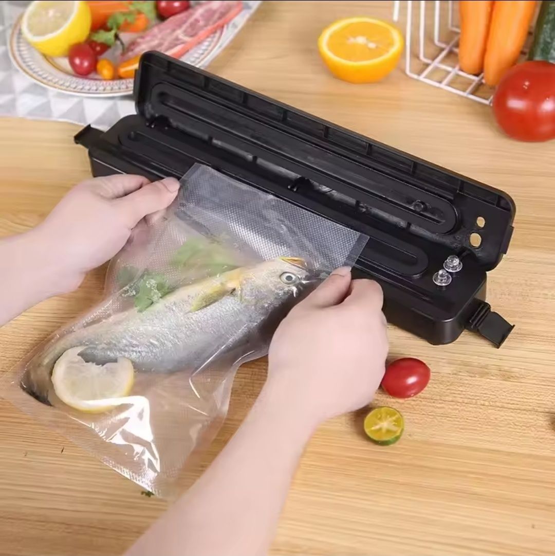 Вакууматор Вакуумний пакувальник Vacuum Sealer вакуматор