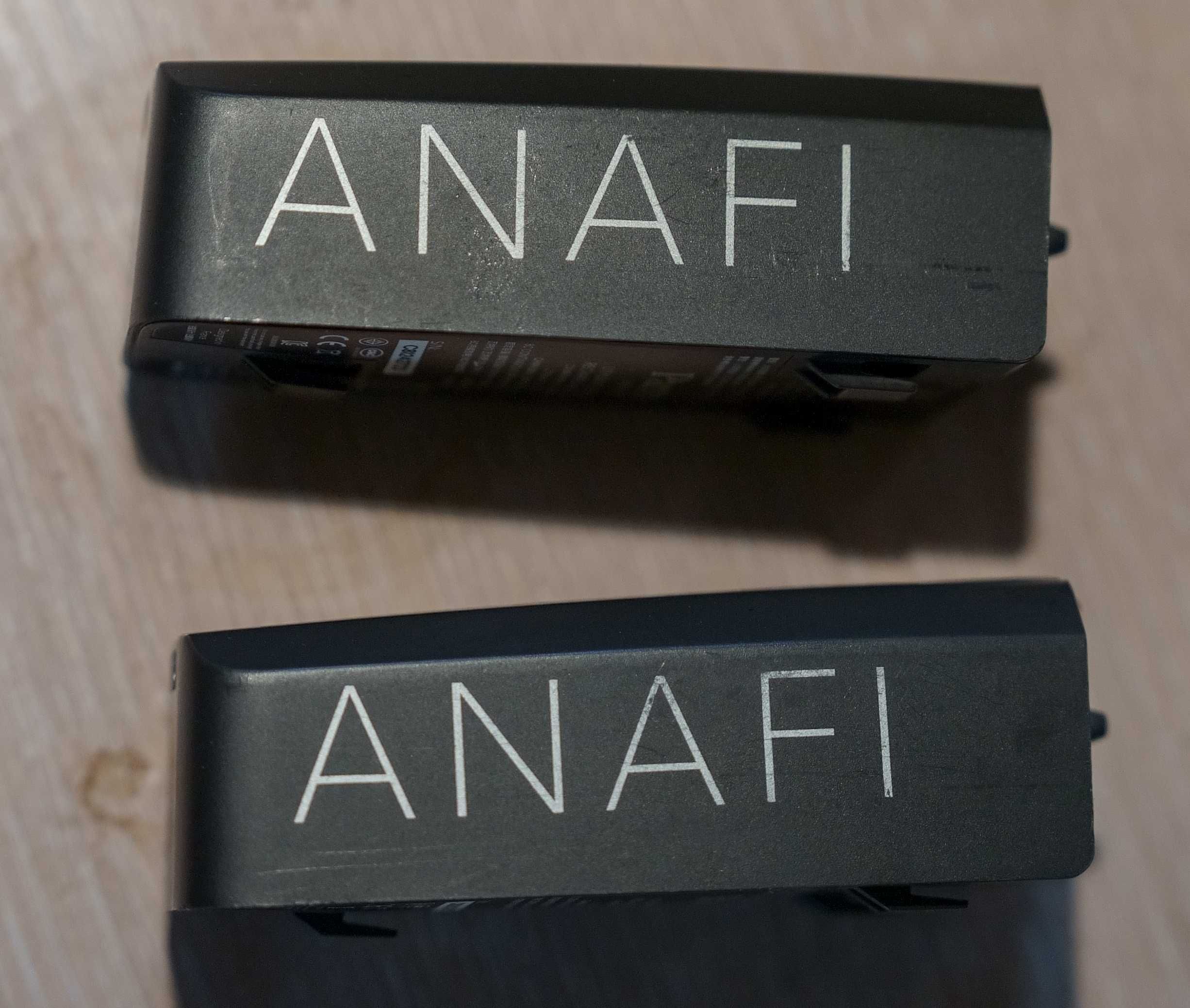 dron Anafi Parrot, 2 bateria akumulatory mocno zużyte ale działające
