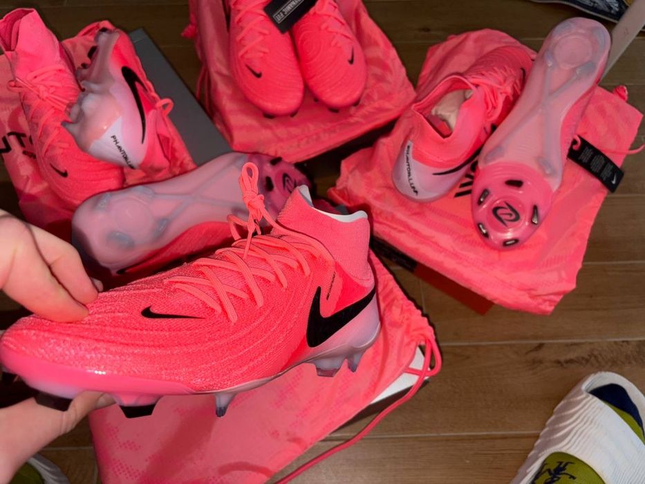 Nike phantom luna elite 2 42,42.5,44