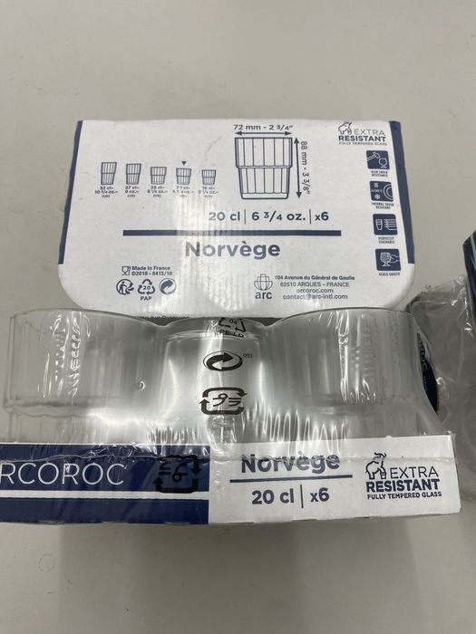 Copos Arcoroc 20 cl tenho total 24 caixas fechadas