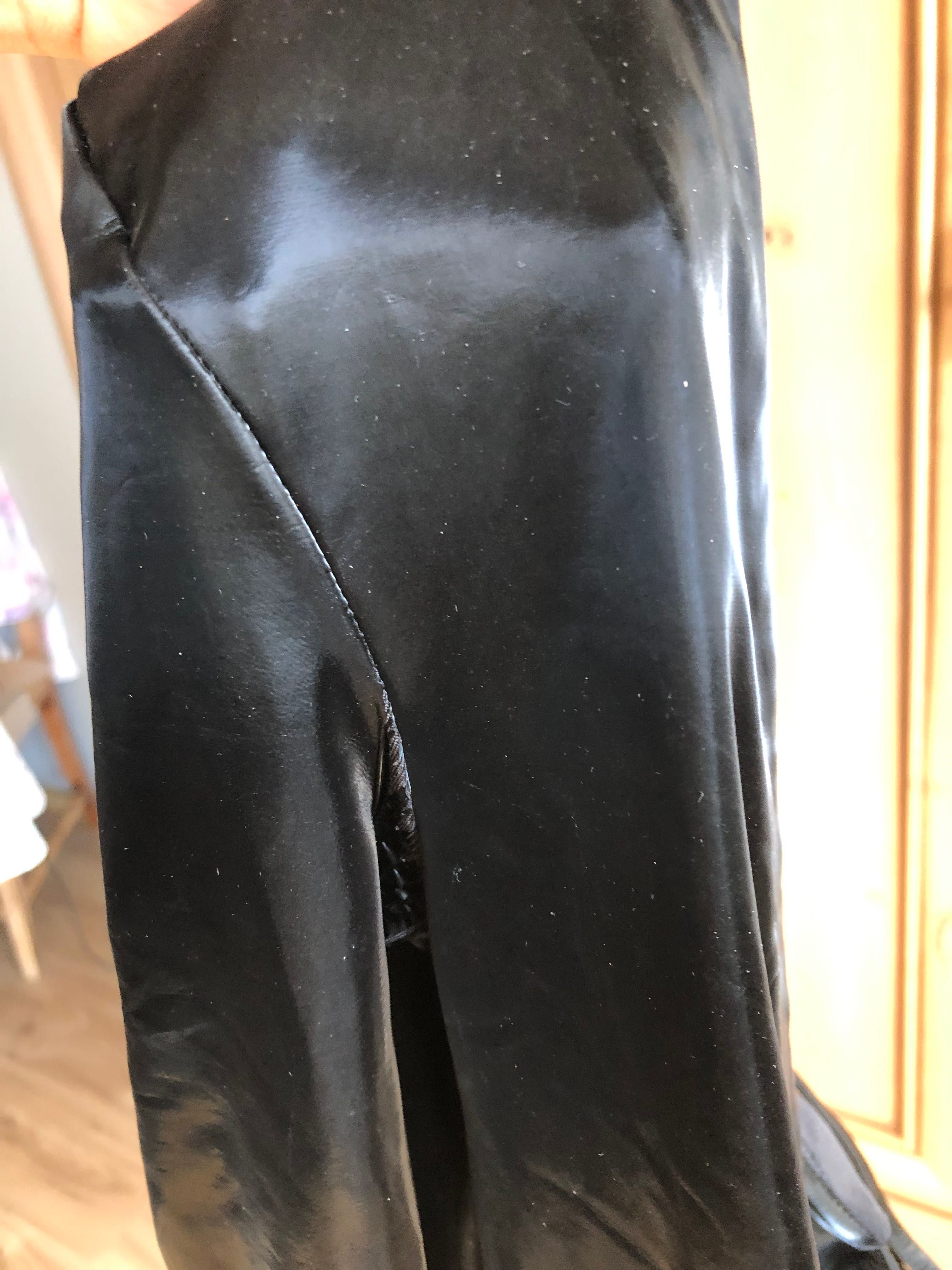 Bershka show up sukienka lateks eco skora